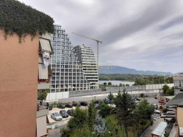 Tirane, jepet me qera apartament 2+1+A+BLK Kati 3, 122 m²  (Kopshti botanik)