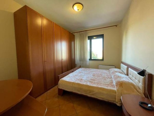 Tirane, jepet me qera apartament 2+1+BLK Kati 5, 120 m² 650 Euro (vaso pasha)