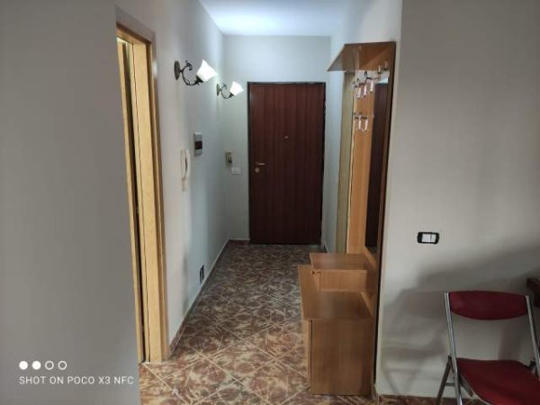 Tirane, jepet me qera apartament 2+1+BLK Kati 3, 90 m² 350 Euro (Rruga e Elbasanit)