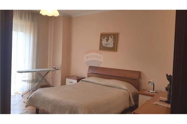 Tirane, jepet me qera apartament 2+1+A+BLK Kati 6, 110 m² 500 Euro (Islam Alla - Myslym Shyri, Shqipëri)