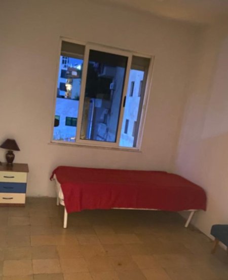 Tirane, jepet me qera apartament 2+1+BLK Kati 3, 70 m² 40.000 Leke (ISH STATCIONI I FUNDIT TIRANES SE RE)