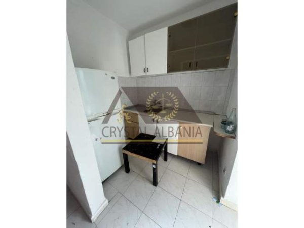 Tirane, jepet me qera apartament 1+1 Kati 5, 60 m² 30.000 Leke (Rruga "Ndre Mjeda ")