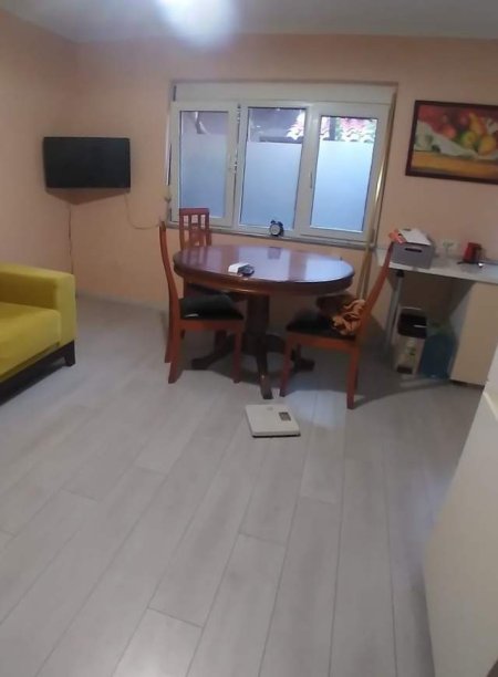 Tirane, jepet me qera apartament 3 Katshe Kati 1, 110 m² 480 Euro (myslym shyri)