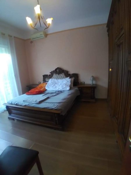 Tirane, jepet me qera Vile 3 Katshe Kati 2, 120 m² 580 Euro (nikolla lena)