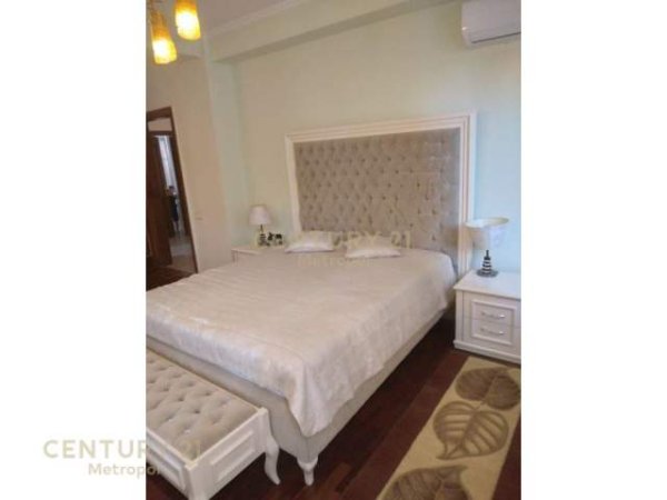 NE ISH BLLOK, SHITET APARTAMENT 3+1+2! Kati 8, 150 m² 300.000 Euro