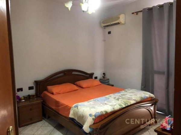 Tirane, shitet apartament 2+1+BLK Kati 5, 91 m² 120.000 Euro (BLV ZOGU I)
