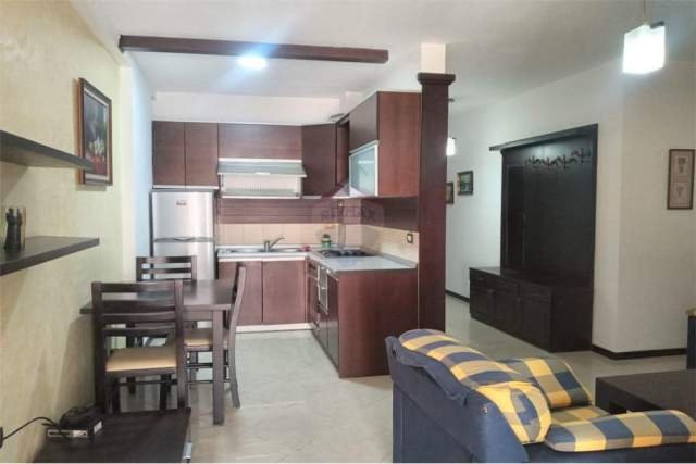 Tirane, jepet me qera apartament 2+1 Kati 1, 85 m² 400 Euro (tefta tashko pazari ri)
