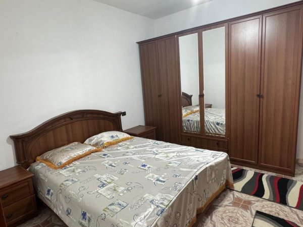 Tirane, jepet me qera apartament 1+1 Kati 0, 40 m² 250 € (Selaudin Zorba_Spitalet)
