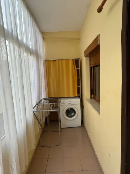 Tirane, jepet me qera apartament 1+1 Kati 0, 40 m² 250 € (Selaudin Zorba_Spitalet)