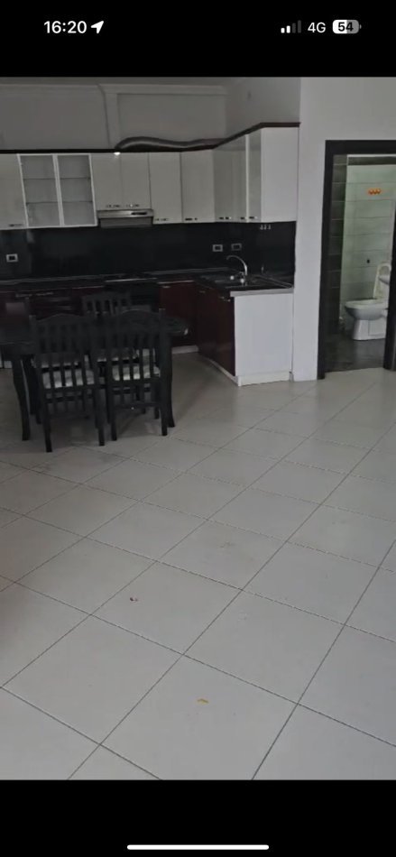 Tirane, jepet me qera apartament 2+1 Kati 3, 120 m² 370 € (Paskuqan )