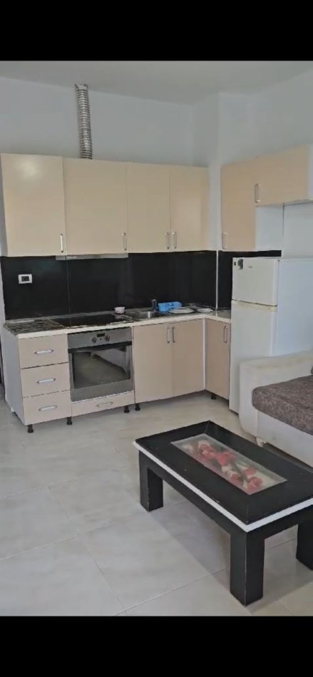 Tirane, jepet me qera apartament 1+1 Kati 1, 75 m² 270 € (Paskuqan)