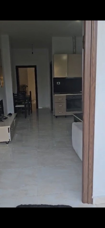 Tirane, jepet me qera apartament 1+1 Kati 1, 75 m² 270 € (Paskuqan)