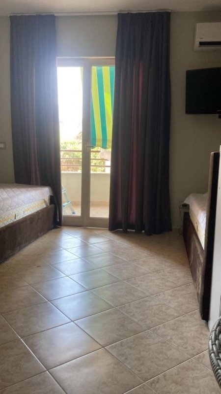 Tirane, jepet me qera apartament 1+1 Kati 2, 46 m² 400 € (Ministria e jashtme)