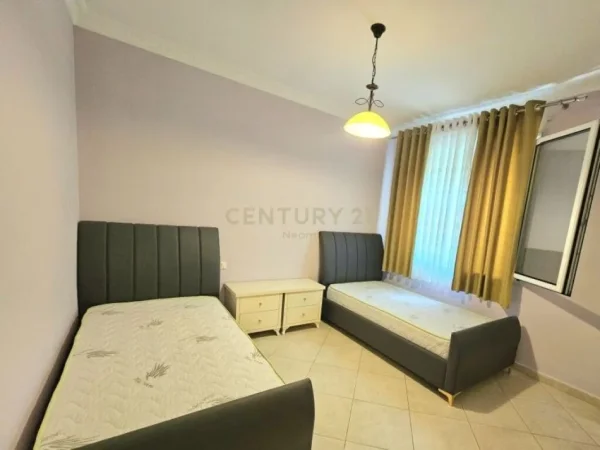 Tirane, jepet me qera apartament 2+1 Kati 2, 121 m² 650 € (kopeshti zoologjik)