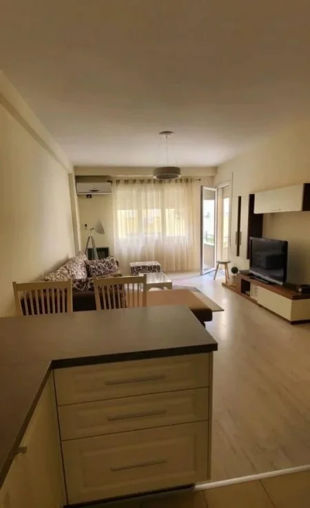 Tirane, jepet me qera apartament 2+1 Kati 3, 85 m² 550 € (Kodra Diellit)