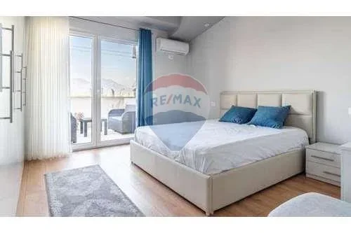 Tirane, jepet me qera apartament 2+1 , 520 € (Rezidenca Kodra e Diellit)