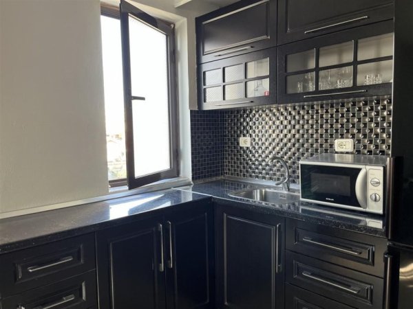 Tirane, shes apartament 1+1 Kati 5, 85.000 € 