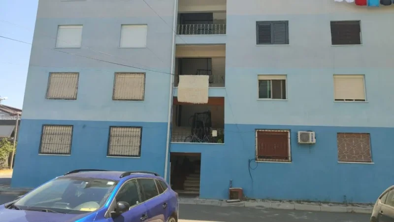 Durres, shitet apartament 1+1+Aneks Kati 2, 56 m² 60.000 € (Rruga "Jeta e Re", lagja 18, prane parkut te ri "VALA" tek Stadiumi)