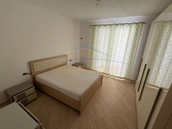 Durres Plazh, shitet apartament 1+1+Ballkon Kati 2, 80 m² 91.000 € (Pavarsia)