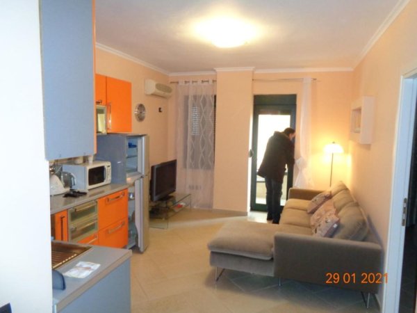 Durres, shitet apartament 2+1+Ballkon Kati 4, 72 m² 80.000 € (Golem)