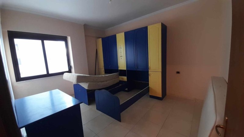Durres, shes apartament 3+1+Ballkon Kati 5, 144 m² 175.000 € (Porti, Durres)