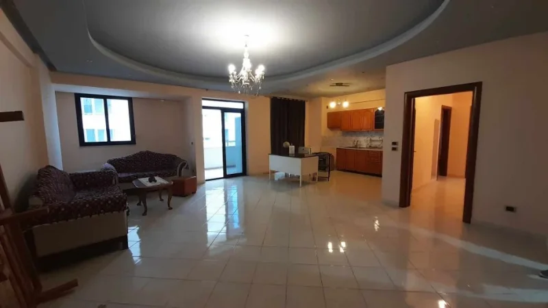 Durres, shes apartament 3+1+Ballkon Kati 5, 144 m² 175.000 € (Porti, Durres)