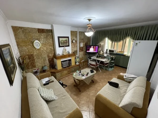 Tirane, shes apartament 2+1+Aneks+Ballkon Kati 3, 69 m² 90.000 € (PRAN SHKOLLES OSMAN MYDERIZI)