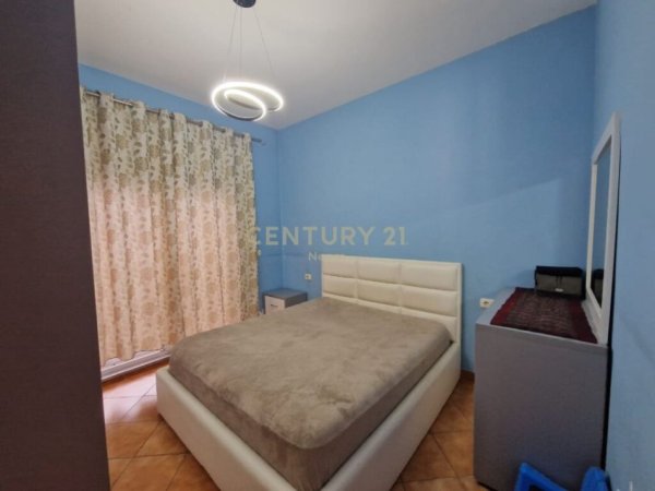Tirane, jepet me qera apartament 1+1 Kati 5, 59 m² 700 € (LIQENI I THATE)