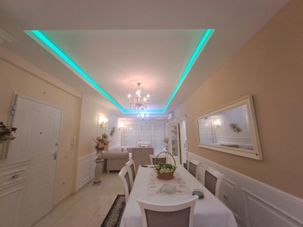 Tirane, Apartament  2+1 me qira Kati 3, 1.000 € (Kodra e Diellit)