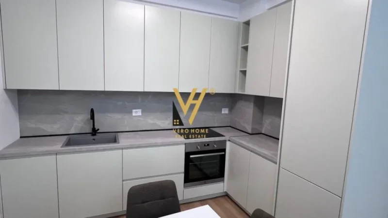 Tirane, shitet apartament 1+1+Ballkon Kati 3, 67 m² 150.000 € (SELITE)