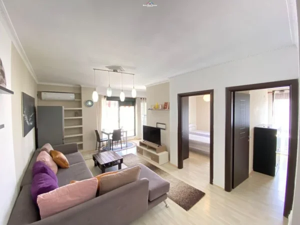 Tirane, jepet me qera apartament 2+1 Kati 8, 85 m² 700 € (kompleksi delijorgji)