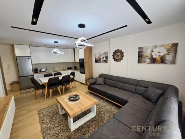 Tirane, jepet me qera apartament 1+1 Kati 1, 68 m² 550 € (sauk i ri)