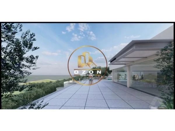 Shitet Hotel 4-katësh në Rradhimë, Vlorë!