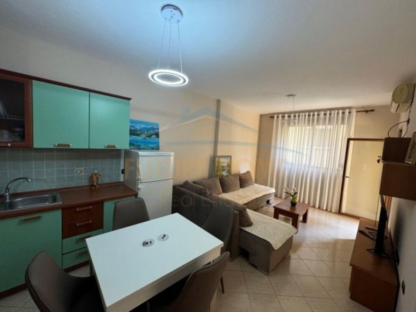 Shkembi Kavajes, shitet apartament 1+1+Ballkon Kati 2, 60 m² 63.000 € (Shkembi-Kavajes)