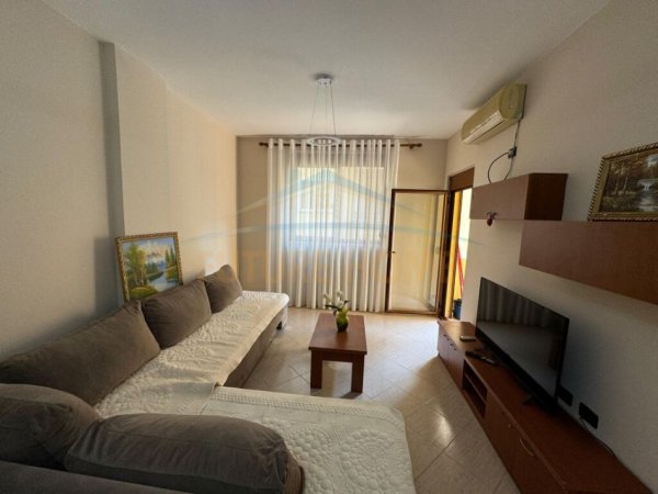 Shkembi Kavajes, shitet apartament 1+1+Ballkon Kati 2, 60 m² 63.000 € (Shkembi-Kavajes)