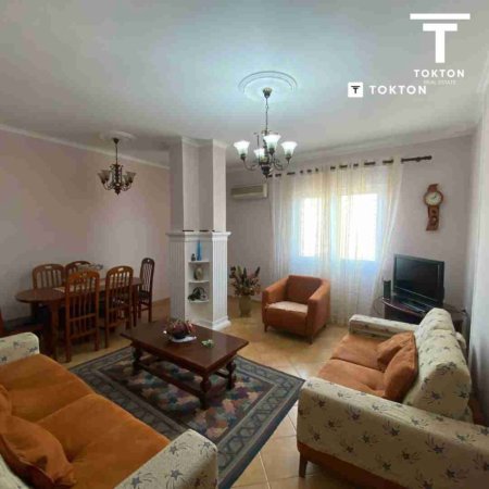 Tirane, jepet me qera apartament 2+1+Ballkon Kati 6, 95 m² 600 € (Qender Tirane)