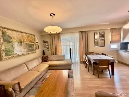 Shitje, Apartament 3+1+2, Rruga 5 Maji, Concord Center, Tiranë. AREA42880