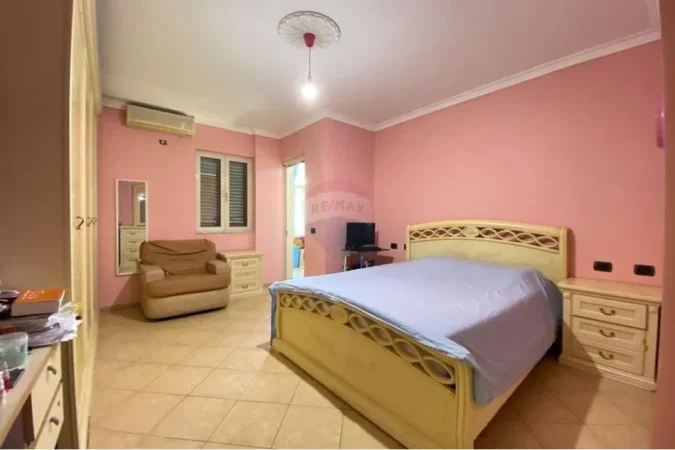 Tirane, shitet apartament 2+1 Kati 7, 128 m² 255.000 € (Apartament 2+1 per shitje tek Liqeni i Tiranes!)