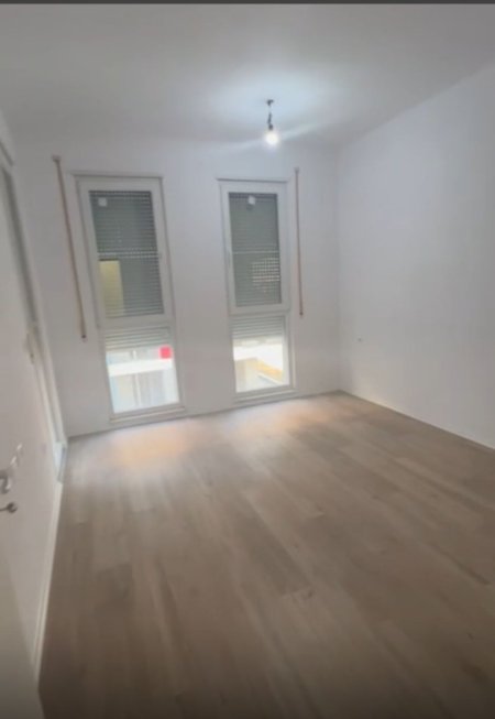 Tirane, shitet apartament 1+1 , 54 m² 58.000 € (Rruga e QTU)