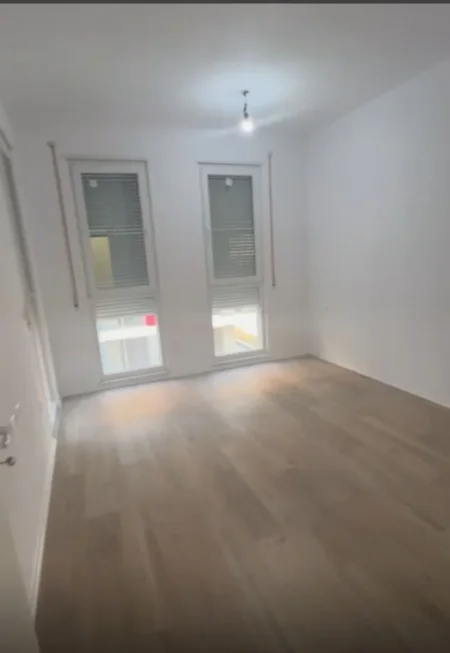 Tirane, shitet apartament 1+1 , 54 m² 58.000 € (Rruga e QTU)
