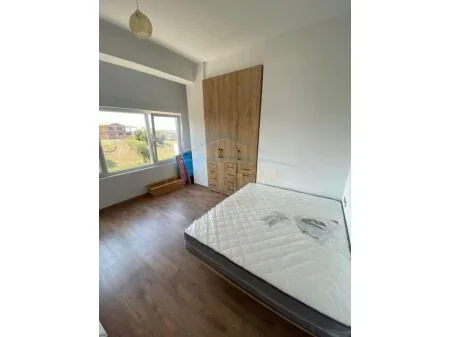 Tirane, jepet me qera 1+1 Kati 2, 67 m² 300 € (Rruga Ramazan Shushku Farkë,Shqipëria AREA42887)