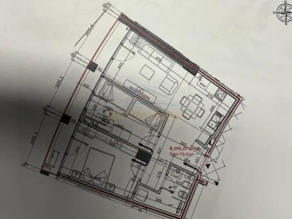 Tirane, jepet me qera Kati 4, 92 m² 1.200 € (Rrugen e Kosovarëve)