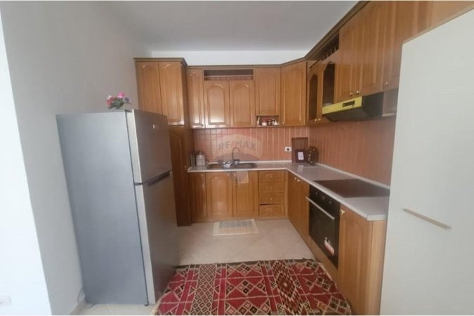 Tirane, shitet apartament 2+1 Kati 8, 120 m² 205.000 € (Bulevardi Zogu I)