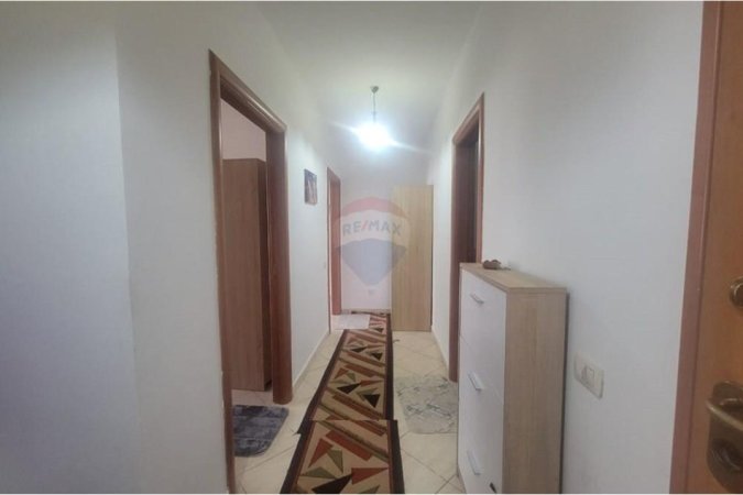 Tirane, shitet apartament 2+1 Kati 8, 120 m² 205.000 € (Bulevardi Zogu I)