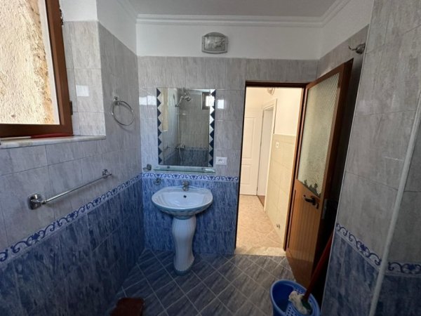 Tirane, shitet apartament 3+1 Kati 3, 82 m² 138.000 € (Dervish Hekali)
