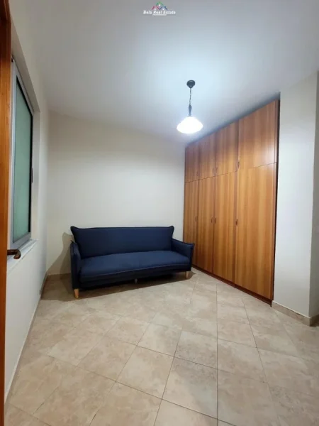 Tirane, jepet me qera apartament 2+1 Kati 6, 90 m² 500 Euro (Tregu Elektrik)
