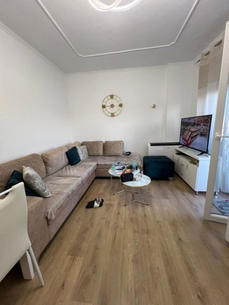 Tirane, shitet apartament 2+1 Kati 8, 90 m² 135.000 € (Laprak)