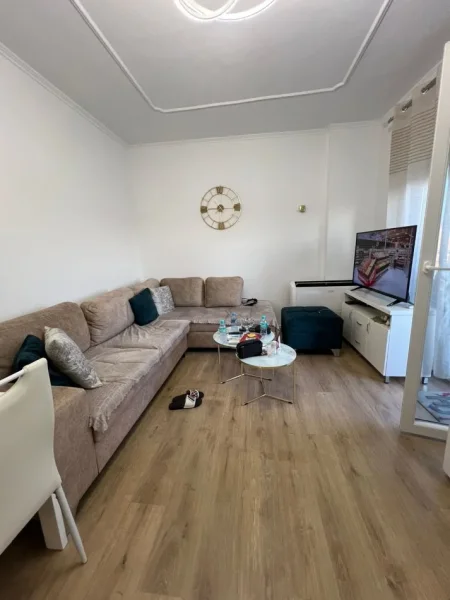 Tirane, shitet apartament 2+1 Kati 8, 90 m² 135.000 € (Laprak)