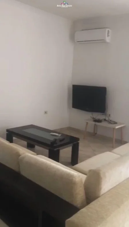 Tirane, jepet me qera apartament 2+1 Kati 5, 110 m² 470 € (KODRA E DIELLIT)