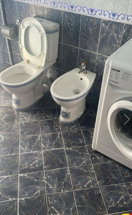 Tirane, jepet me qera apartament 1+1 Kati 2, 75 m² 349 € (Selite)